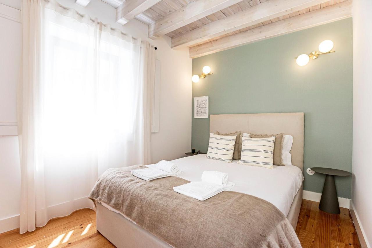 D. Joao IV Apartments By Lovelystay Porto Kültér fotó